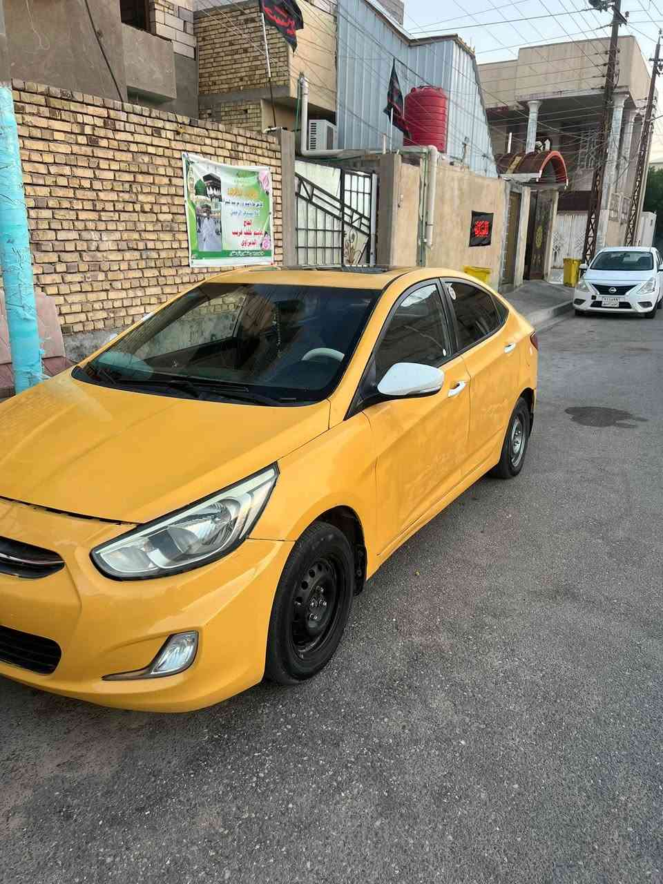 اكسنت موديل 2016 خليجي 1.6   فول ماعده البصمه كير مكينه تبريد حداديه حلوات بيها ضربه جاملق خلفي والباقي شوف العين السعر 78 وبيها مجال *********** البصره المعقل والسعر قابل للتفاوض
