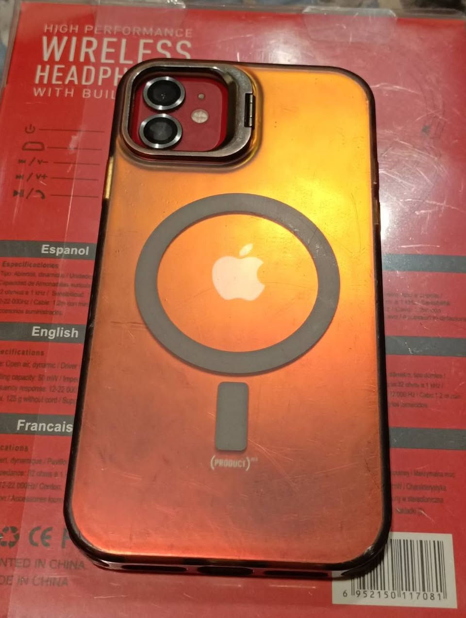 سلام عليكم ايفون 11عادي جهاز نضيف 
ذاكره 128 مبدل بطاريه تقره95🔋
🤳فيس ايدي شغال
ومبدل شاشه شرط شرط مال تفليش الاصليه 
كامرات فول صوت ستريو جهاز فول بيع او مراوس اذا بيع السعر 160وبي مجال واذا مراوس ايفون 11برو ماكس  حته لو بي ضرر وانطي فرق شي معقول ***********
