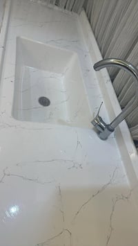 كاونتر ٤م • حجر ١٨٠سم • سليمانية