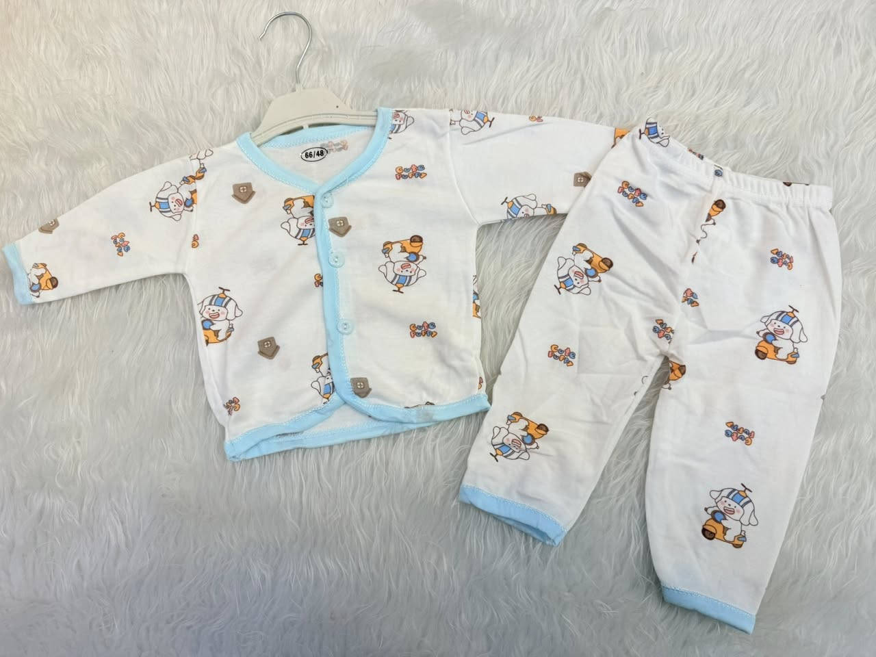 #وصلنا_حديثاً😍 
موسم البهاري
وفرناالكم تراك + اوفر ولادي بناتي قطن🌺
قياس من حديثى الولاده الى شهوو💐
تشكيله رائعه من الموديلات والالوان ❤️
العنوان ميسان شارع التربيه فرع شاكر الهاشمي
مقابيل معرض بوتيك الاحذيه 
متوفر خدمه توصيل داخل محافظه 
التواصل واتساب ***********
التواصل انستكرام zer1.b1
