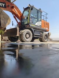 حفاره هيتاشي للبيع موديل 2018حجم 170 07817332766 مكان بغداد تاجي  مكلف...