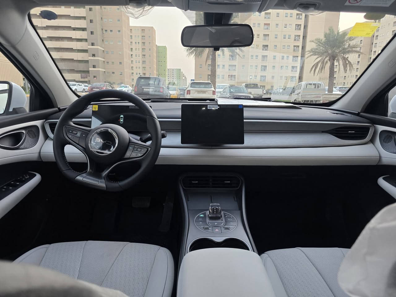 بي واي دي سيل فايف زيرو صفر كيلو متر
رقم بغداد مثبت لوحة وسنوية البارحة  باسمي
داخل ابيض ملحقاته كاملة بدون أي نقص 

 ســعــر ١٨٩٠٠

كارت وبصمة دخول 
العنوان بغداد مجمع بسماية

***********
