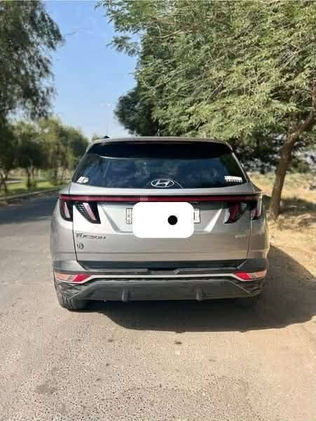 سلام عليكم توسان امركي  البيع موديل 23سعر 185وبيه مجال -***********
