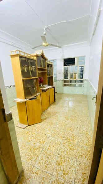 218
دار للايجار  (100 متر) حي الجمعيه خلف شارع الوائلي قرب مجمع المصطفى 
السعر الايجار 400 الف 
يحتوي على طابق واحد
 غرفه   مطبخ   صاله   ، استقبال
خزان   سخان   ماطور. خط مولد 
ـــــــــــــــــــــــــــــــــــــــــــــــــــــــ
بيت نضافه جيده
يكون الايجار كل 3 اشهركلوله من طرف علي علي امانه ابو فاضل  
للاستفسار ..***********
***********
