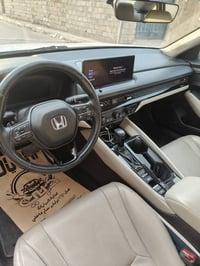 هوندا اكوردهايبرد2023وارد امريكي الضرربنيد فقط بدون دواخل دواخل مكفوله...