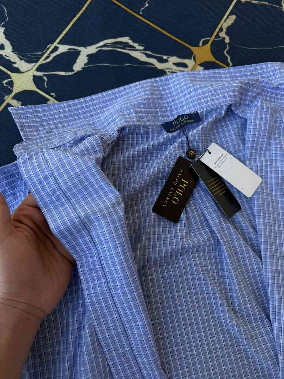 مساء الخير ✨
قميص بولو لوغو تطريز 
كوالتي عالي 
جملة فقط 
السيري خمسات 
توصيل جميع المحافظات 
راسلني خاص و تدلل


**إذا كنت صاحب هذا الإعلان وتريد حذفه لأي سبب، رجاءا أرسل رسالة إلى الدعم الفني**