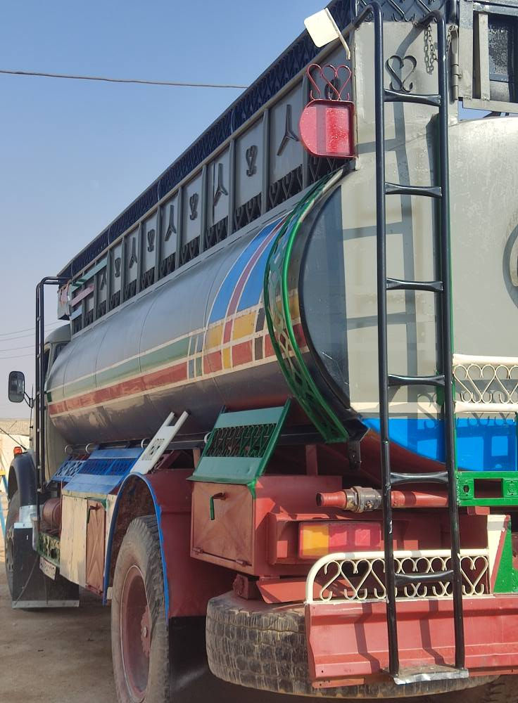 سلام عليكم للبيع أقجم رقم أنبار ألماني محرك كير شرط قماره مبخره من خارج أستفسار عل رقم ***********
