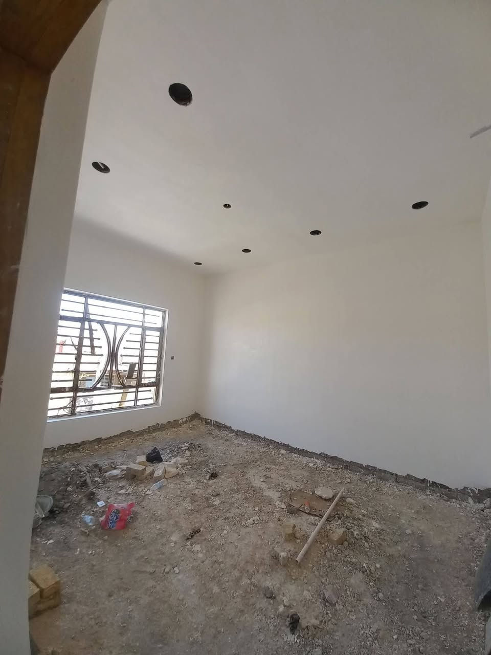 خلفه جص وبورك شغل درجه أولى  اشتغل بالمتر وباليوميه بأنسب ألاسعار  مكان العماره متفرغ حاليآ اتواصل وتدلل 
***********
