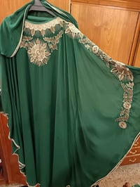 بشت • مقاس ٥٢ • لبس مرة وحدة