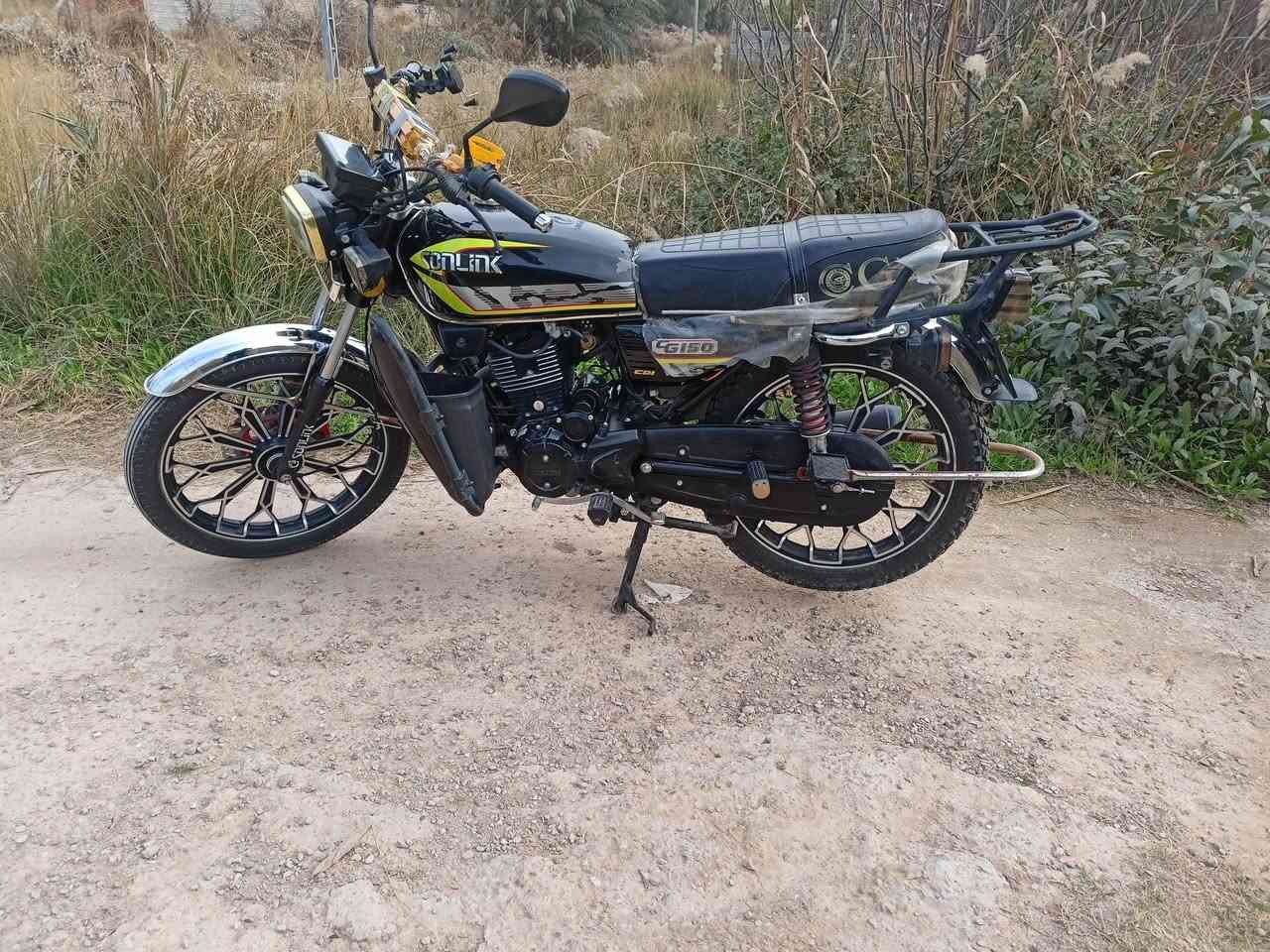 السلام عليكم دراجه سيفان موديل 24 دراجه كامله حلوه ما بيها اي نواقص وراقه كارتونيه محرك ما مفتوح دراجه حلوه  سعرها 700 مكاني ديالى تقاطع الوجيهيه متواجد عل خاص


**إذا كنت صاحب هذا الإعلان وتريد حذفه لأي سبب، رجاءا أرسل رسالة إلى الدعم الفني**