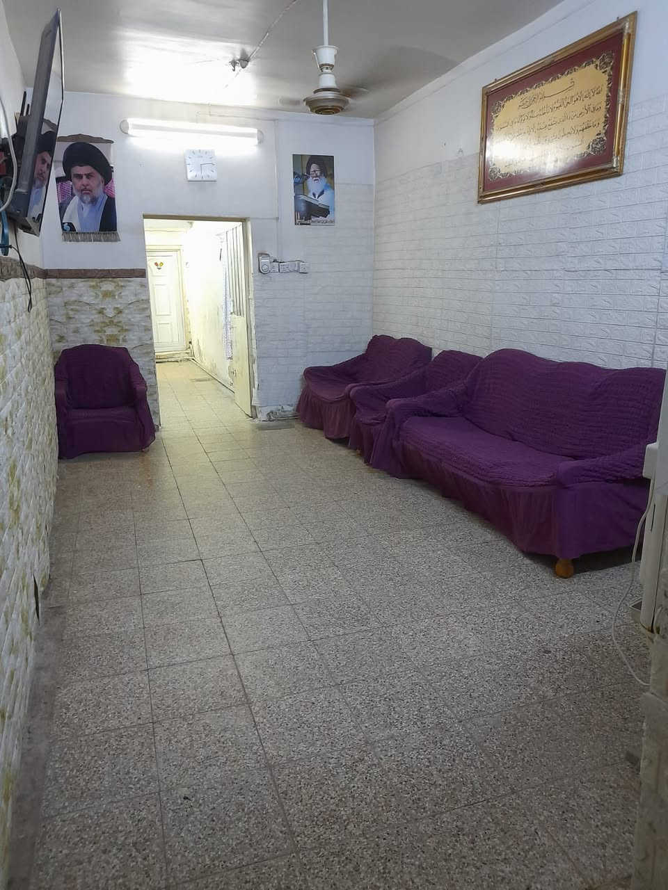 السلام عليكم بيت للبيع المكان حي اور الشعب ولاستفسار على هذه الرقم ***********
