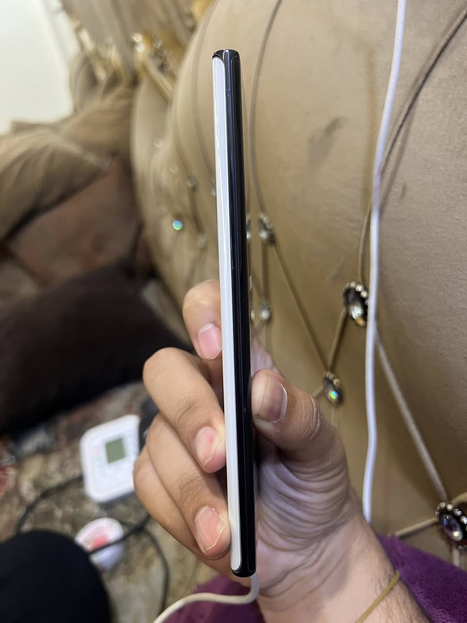 سلام عليكم 20 ألترا
السعر ٣٥٠ أو مراوس ايفون 13 وفوك 
العنوان بغداد الدورة ***********
