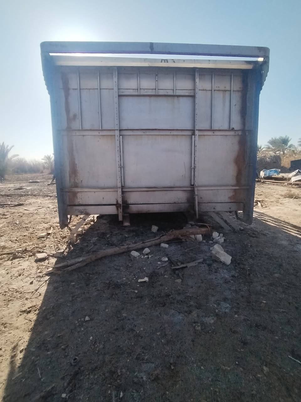 سلام عليكم بدي هينو للبيع طول 6 وربع السعر 10 أوراق وبي مجال  قليل مكان كربلاء الحسينيه ***********
