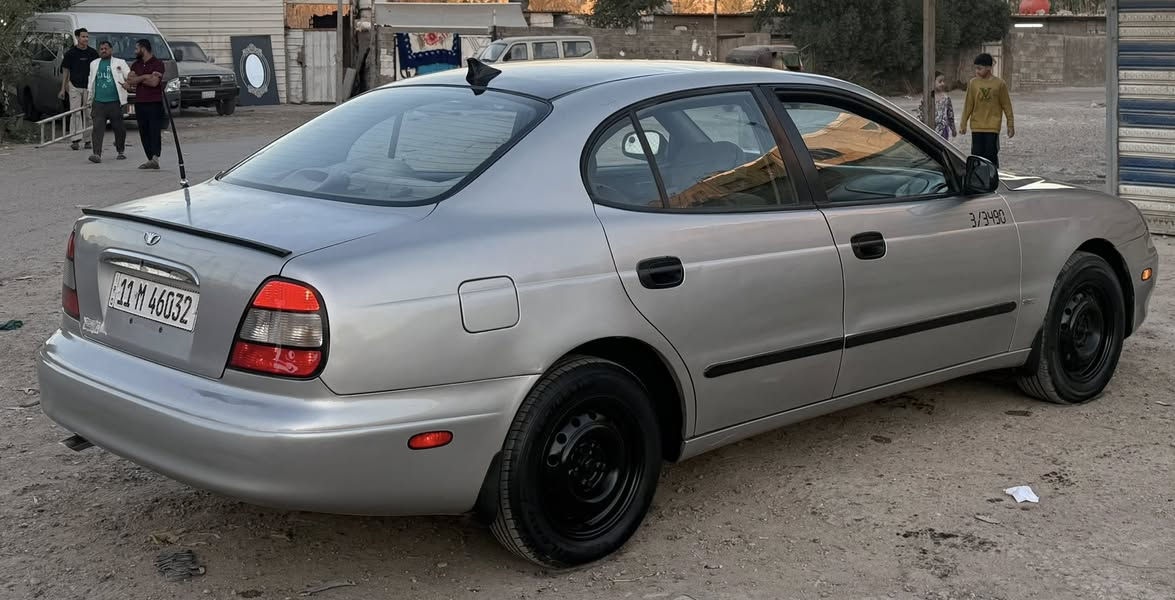 لكنزا موديل 2001
كير اوتو كير مكينه مكفولات 
تخم تاير جديد
السياره بلاديه بيها مكانات صبغ بسيطه 
مكفوله من الضربه 
السياره جاهزء من كل شي 
السعر 48 وبيها مجال 
للاتصال ***********
