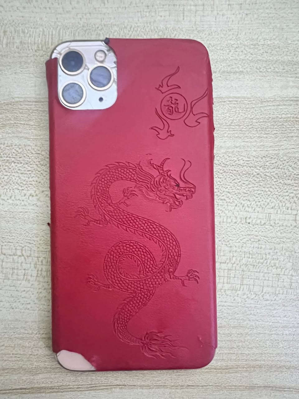 آيفون 11 pro max 
الجهاز مبدل بطاريه 
و بي فطور شاشه 
وضهره مفاش 
مبدل فقط بطاريه 
الذاكره 256 
الفيس إيدي واكف و الكامره الاماميه بيه غواش 
السعر 150 
مكاني ناصريه مركز


**إذا كنت صاحب هذا الإعلان وتريد حذفه لأي سبب، رجاءا أرسل رسالة إلى الدعم الفني**