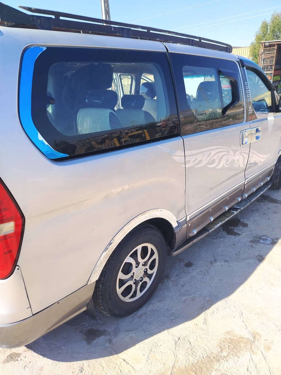 ستاركس ٩ مسكر كير عادي بصره نكليزي بيه جنطه وبنيد تبديل مكينه جديد كير وحداديه وتخم تايرات وغرفه وخط بحث جديد سياره جهاز سعره ١٣٢ وبيه مجال سياره موجودة فى شطره ***********
