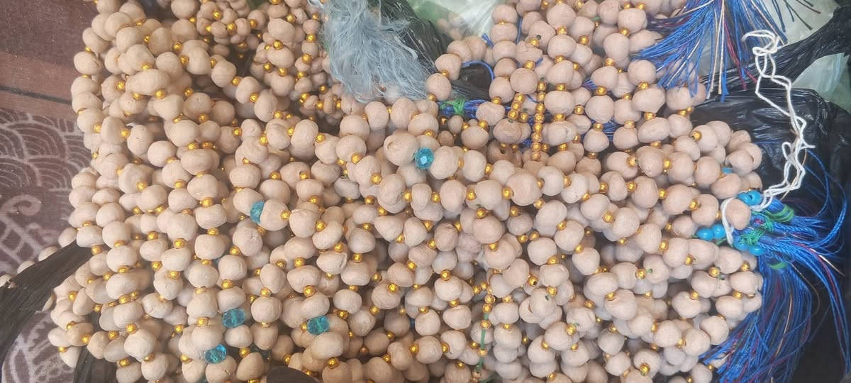سلام عليكم عندي سبح وترب كميه كلش قليله بسعر مناسب بس شراي يتفضل خاص رجاء


**إذا كنت صاحب هذا الإعلان وتريد حذفه لأي سبب، رجاءا أرسل رسالة إلى الدعم الفني**