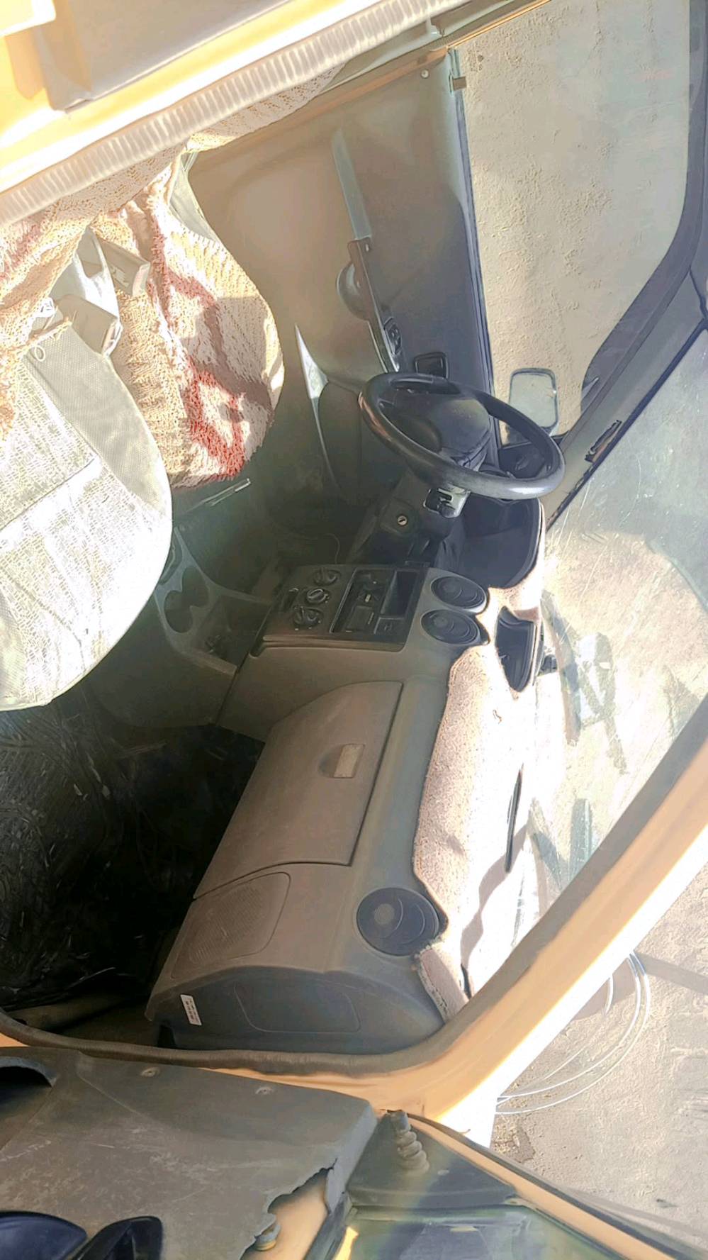 سايبه موديل 2013 سنويه ضايعه و هيئه ما دافع وصاحبها موجود شوكت متريد يحول 