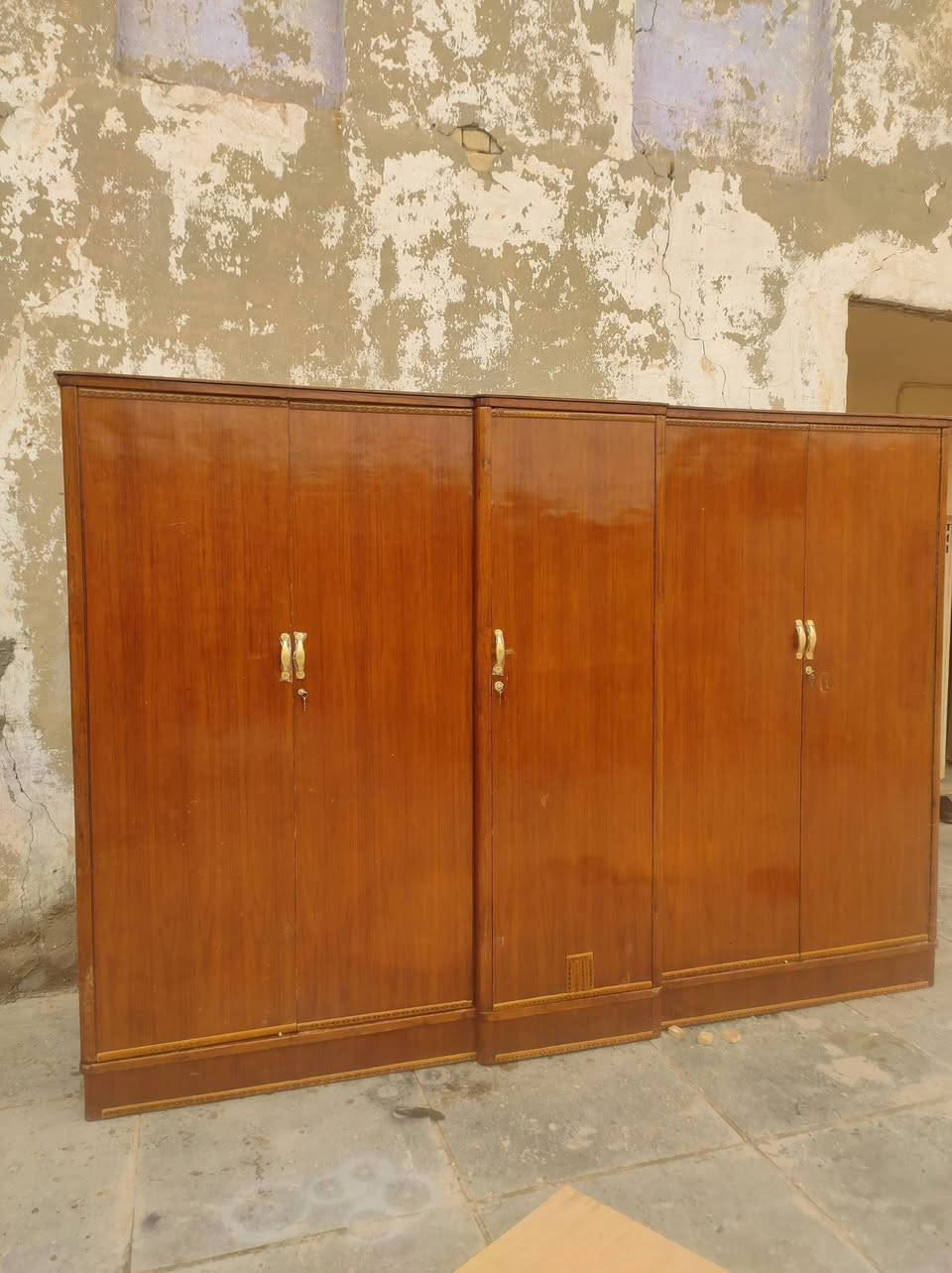 ديوانيه شافعيه السعر 500 ***********
