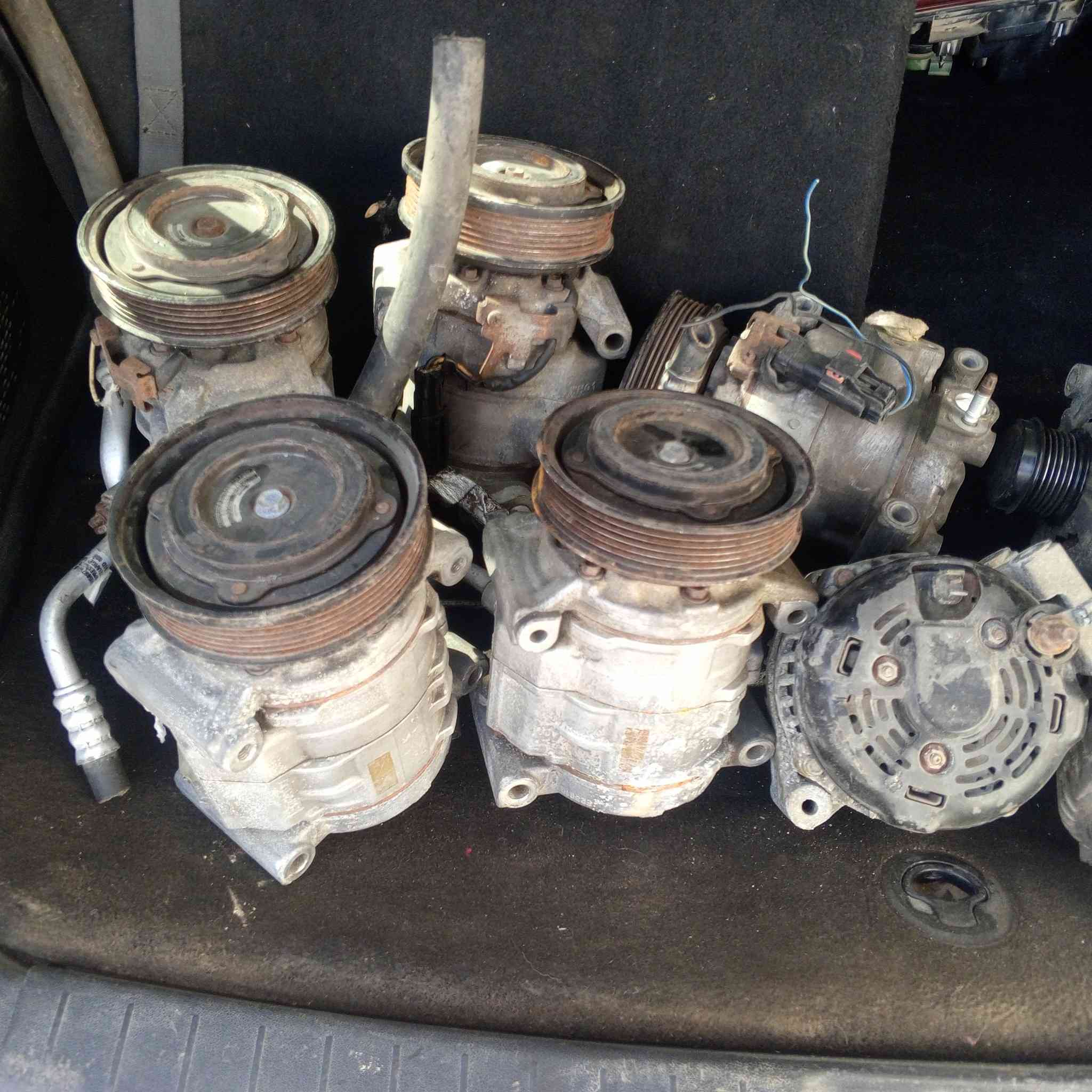 اخر قطع تصفية  ابيع شلع كمبريسر 75 داينمو 50 
سلف 35 
***********
