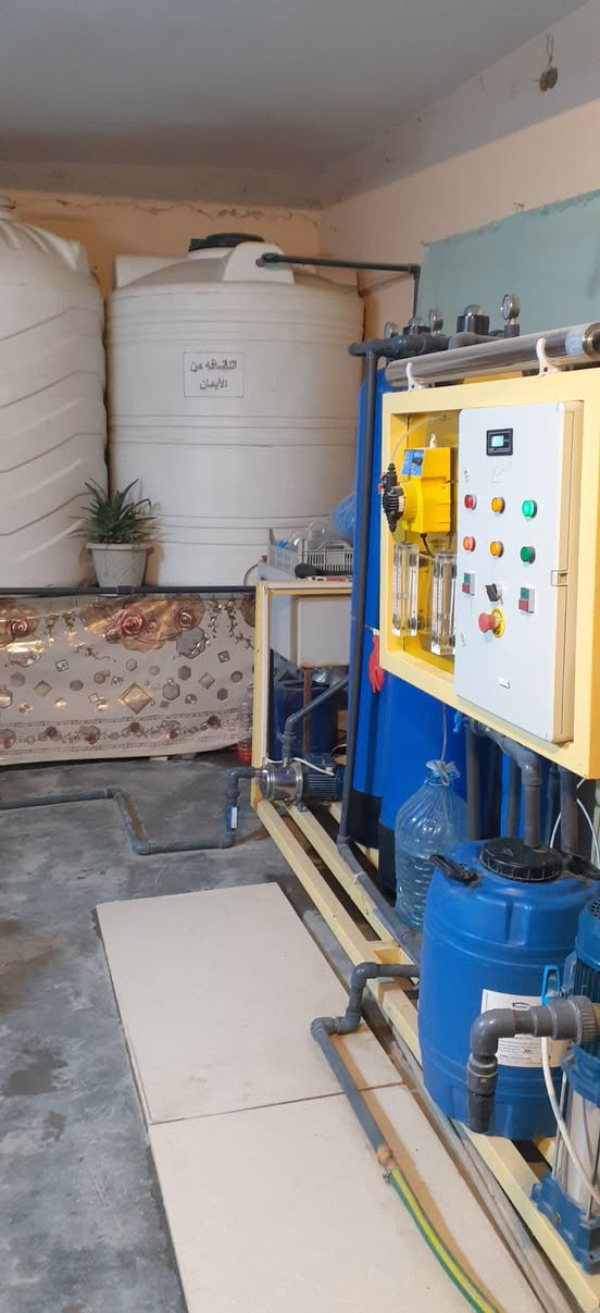 معمل تصفيه مياه للبيع منشأ إيطالي متكون من خزانات عدد ٢ بلاستك +خزانات حديد عدد ٣ للخزن +ماطورات ٢للسحب  مكان المعمل بيجي حي العسكري مقابل مركز الصحي للاستفسار ***********  السعر مناسب 20 ورقه بيع مستعجل سبب البيع لعدم التفرغ
