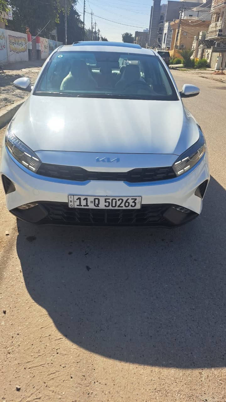 للبيع. كيا سيراتو
خليجي وكالة شركة الدولية 
موديل 2024 
فوول مواصفات 
محرك. 2000 دوش 
سلايت روف 
ويل كب 
تحكمات 
مري شفط 
كتلوكات شركة كاملة مع داخلة ضمان شركة دولية 
عداد 31 فقط 
بسيرة ولعدة كاملة على وضع شركة مانازلة 
مكفولة كفالة عامة صبغ تبديل بارد 
السعر. 18500$ قفل 🔐 من الاخير
العنوان بغدادالبياع 
لاستفسار ‭0787 574 2897‬
