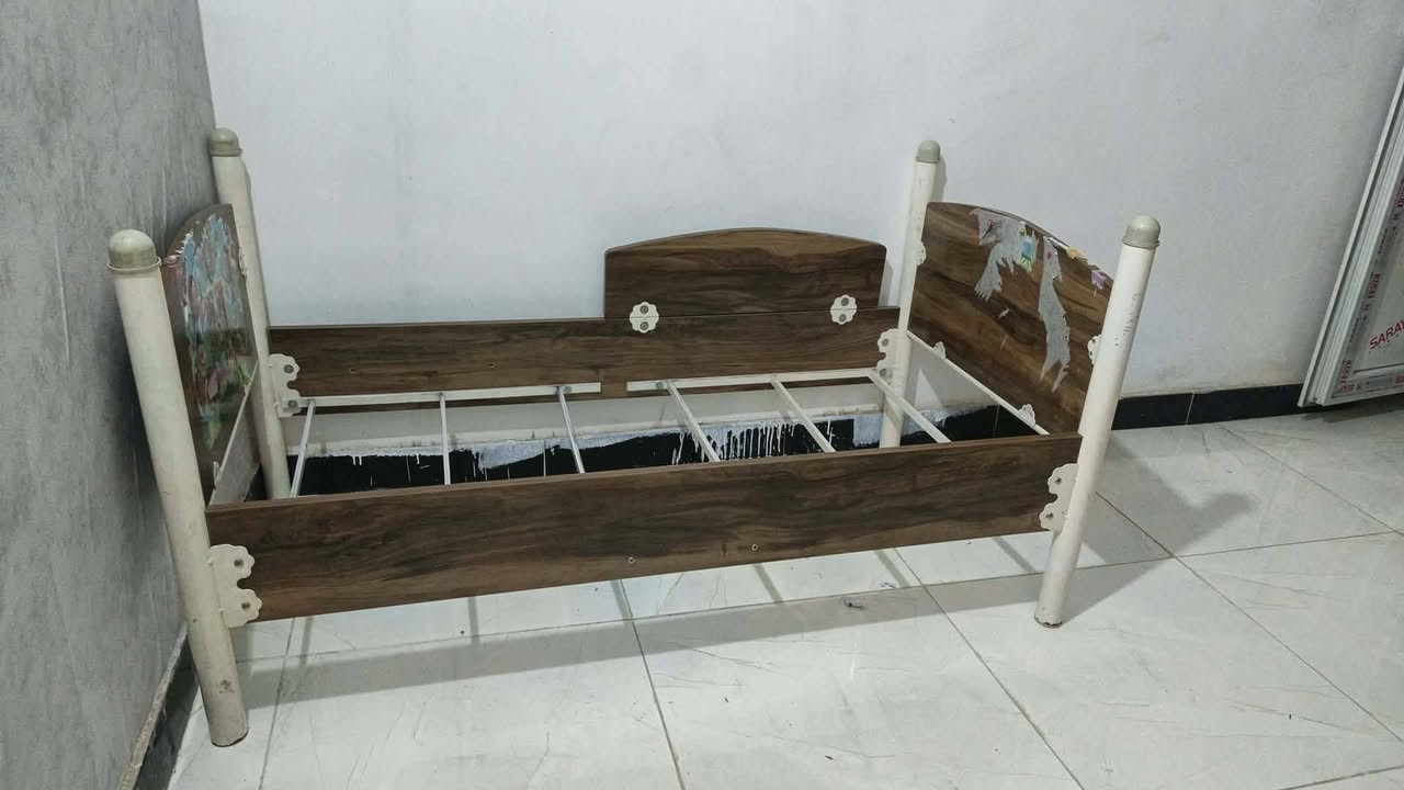 السلام عليكم للبيع سرير من عمر سنه الى 10 سنوات مستخدم قليل مكاني بغداد حي الرساله


**إذا كنت صاحب هذا الإعلان وتريد حذفه لأي سبب، رجاءا أرسل رسالة إلى الدعم الفني**