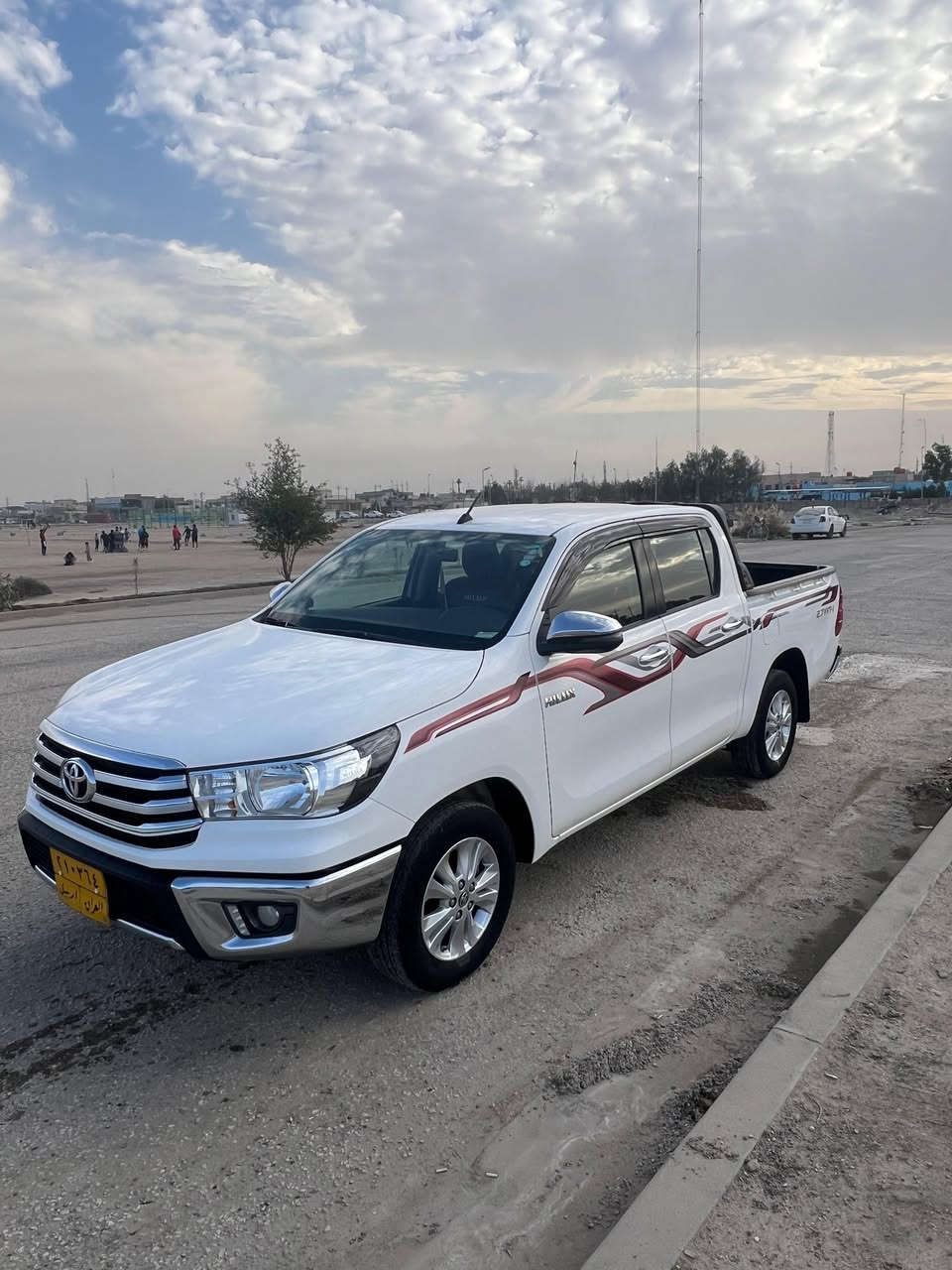 السلام عليكم
تویوتا هیلوکس 2021 فول مواصفات بصمة، شاشة، كاميرا، حساس تبريد خلفي، تبرید کشنات

وكالة جيهان الكويتي

رقم اربيل بإسم شركة سنوية 2026 منتهيه صار سبوع

ماشيه 145 الف كيلو متر

السياره مكفولة من الصبغ والبارد على وضعها كما موضح بالصور..

السياره مشتريها زیرو و كل مشيها على ايدي، استعمال شخصي، كل تبديلات الدهن في الوكالة كل 5000 m الارضيات الاصلية والكتلوكات وبصمتين متوفرة

السيارة موجودة في البصره خور الزبير ***********
