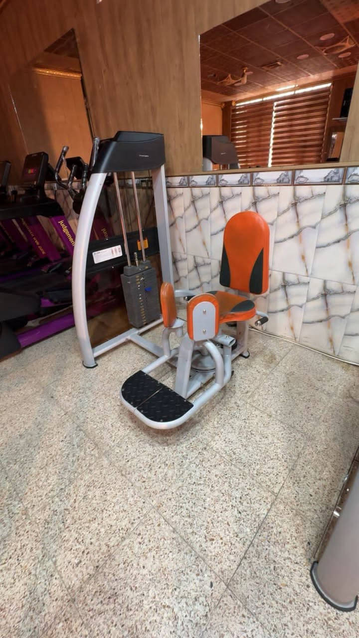 دواخل خوارج للبيع العنوان بغداد ***********
