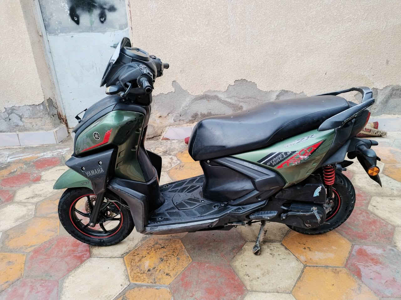 دراجه زت ار مديل 2021البيع سعره مليون و100وبي مجال بيه تبخير الدراجه الشراي يجي خاص مكاني السماوه  وهذه رقمي *********** مراوس بدراجه وفرق عادي حسب القناعه
