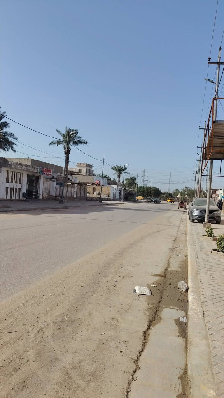 شارع عام 290 م
سلام عليكم. دار للبيع 290 ركن مساحه. يقع ع شارع عام. 
حي الصدر الرابع. بقابيل منتزه الانوار
واجهه.  14.500 متر جهه الشارع
نزال 20 م. جهه الفرع 
موقع تجاري.  
باقي التفاصيل. اتصل 
***********
