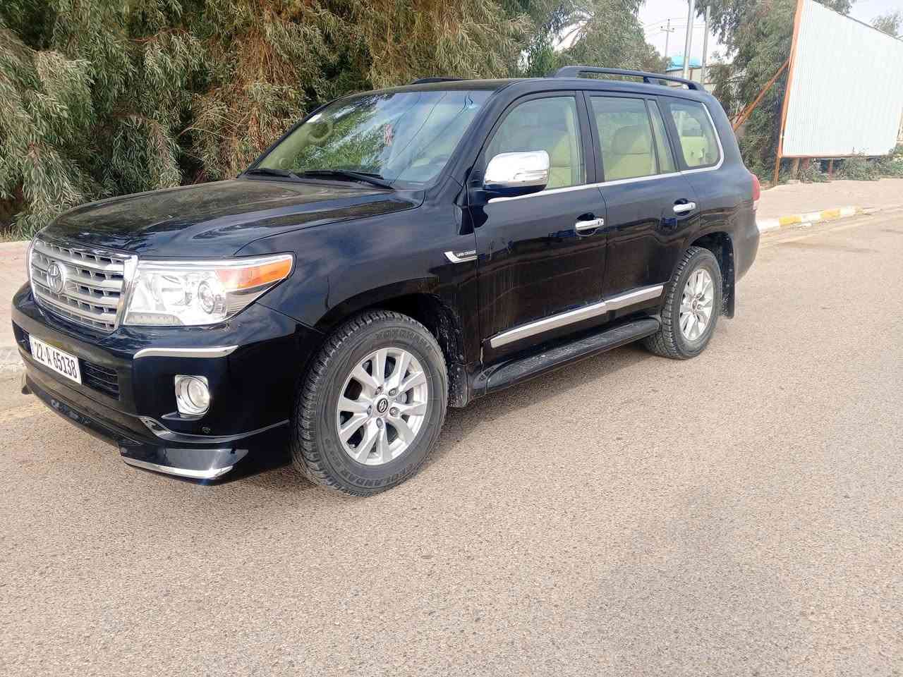 السلام عليكم للبيع لاندكروز موديل 2012 محرك 8سلندر 5700 السياره فول  VXR بدون صبغ   رقم اربيل  السعر 39000 للاستفسار الاتصال على الرقم ***********
