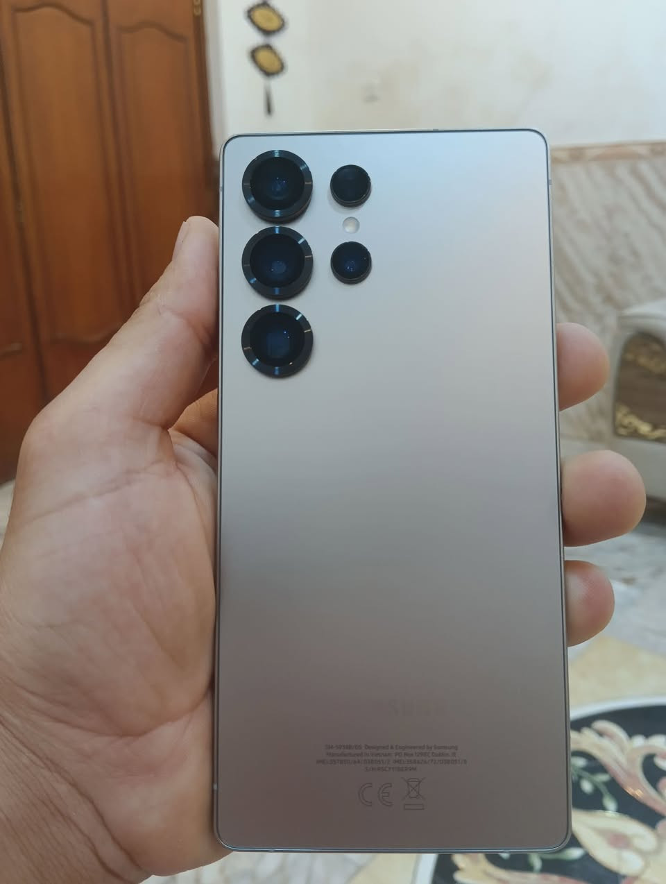 سامسونج الترا S25 ذاكره 12/1TB (تيره) نظافه 100% استخدام 5 اشهر لون تيتانيوم مع كامل ملحقاته السعر 1650 مكاني حلة بابل (نادر 2 ) متواجد على الفيس وعلى الاتصال رقمي ***********
