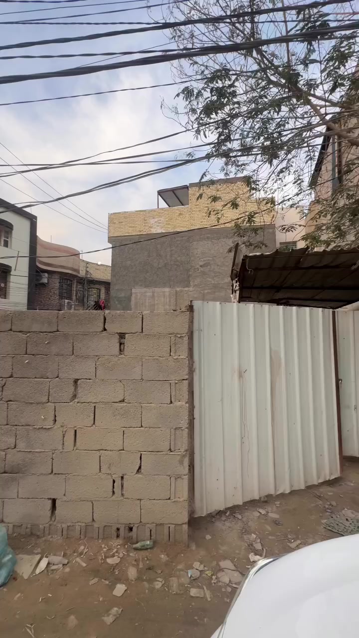 قطعة ارض ركن للبيع في كربلاء شارع الحداد ( موقع تجاري ) تصلح محلات
المساحة 100 متر 
الواجهه 10 متر
النزال 10 متر
طابو صرف سند 25 
للاستفسار الاتصال بالرقم 
***********
( ملاحظة )
الاتصال بالمالك مباشرةً
