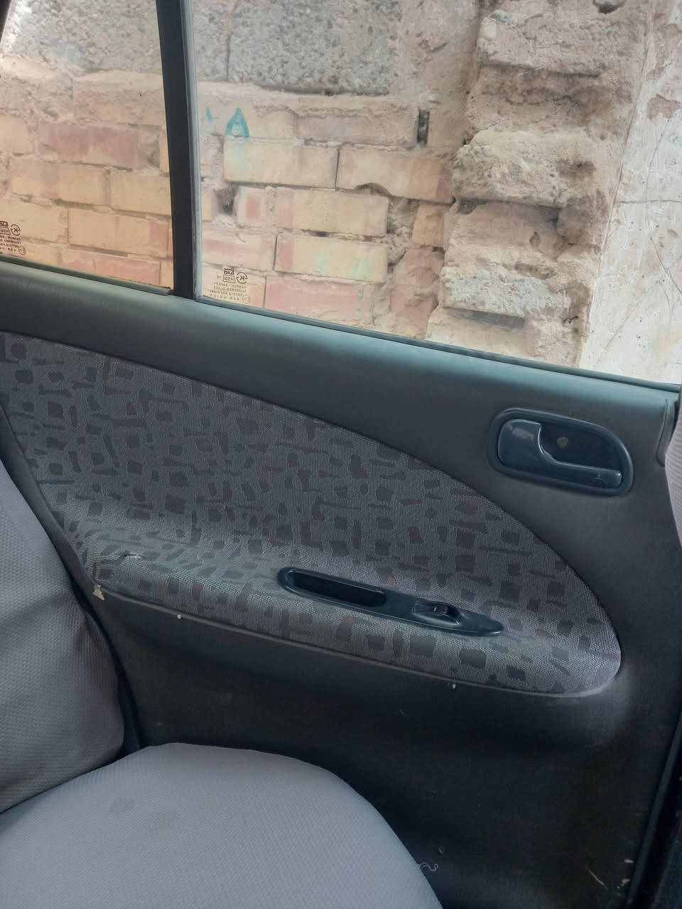 سلام عليكم كيه سيفيه للبيع مديل 93هاذه رقمي *********** سنويه صاقطه رقم بغداد
