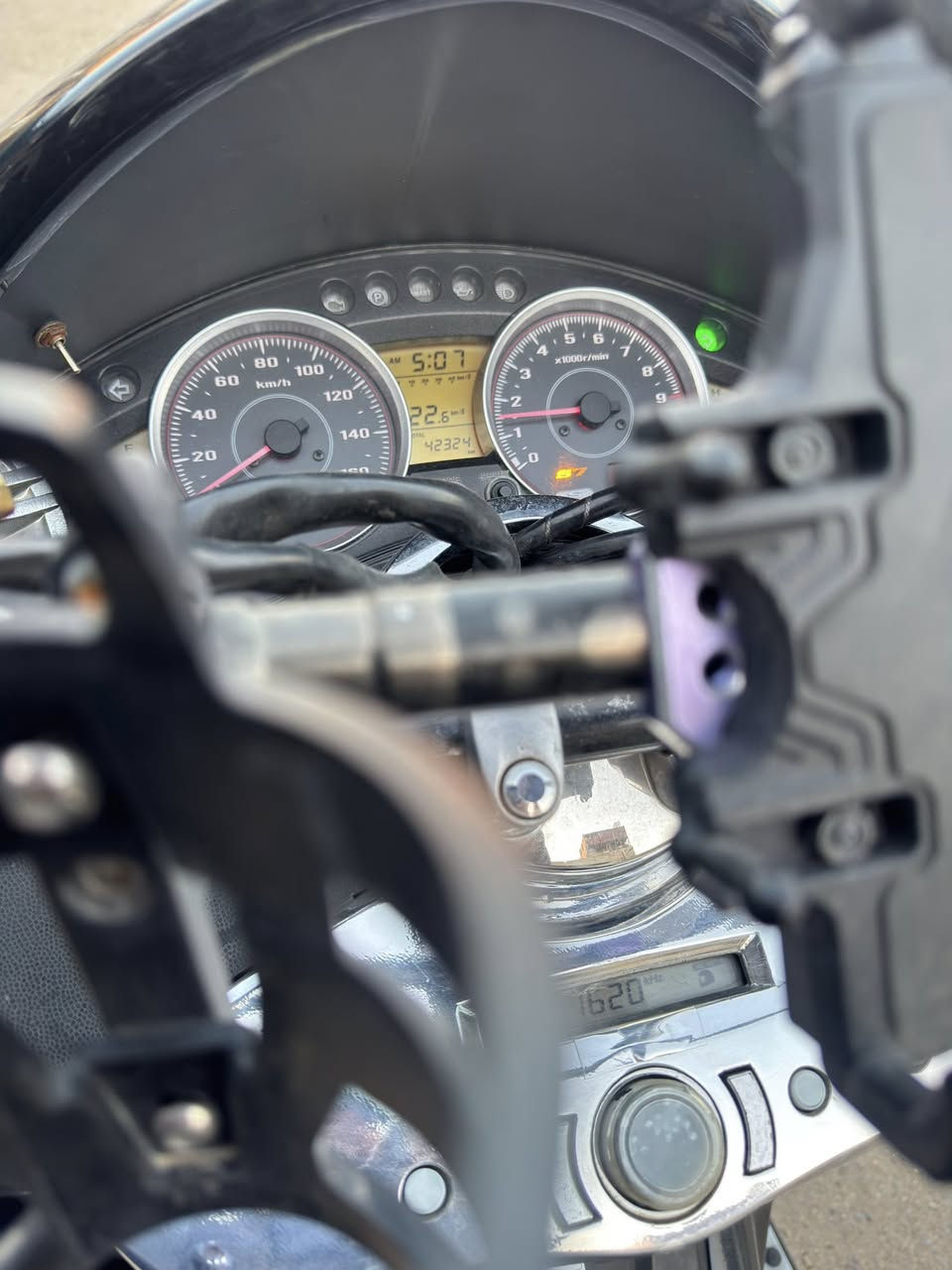 السلام عليكم 
فورزا 0/10 فول مواصفات S7 مسجل 4 سماعات 
7 كير ماشية 42
مكفولة كفالة عامة و التزويد و النظافة كدام عينكم 
العنوان بغداد مدينة الصدر قطاع 25 
***********  السعر 15 ورقة وبيها مجال للشراي
