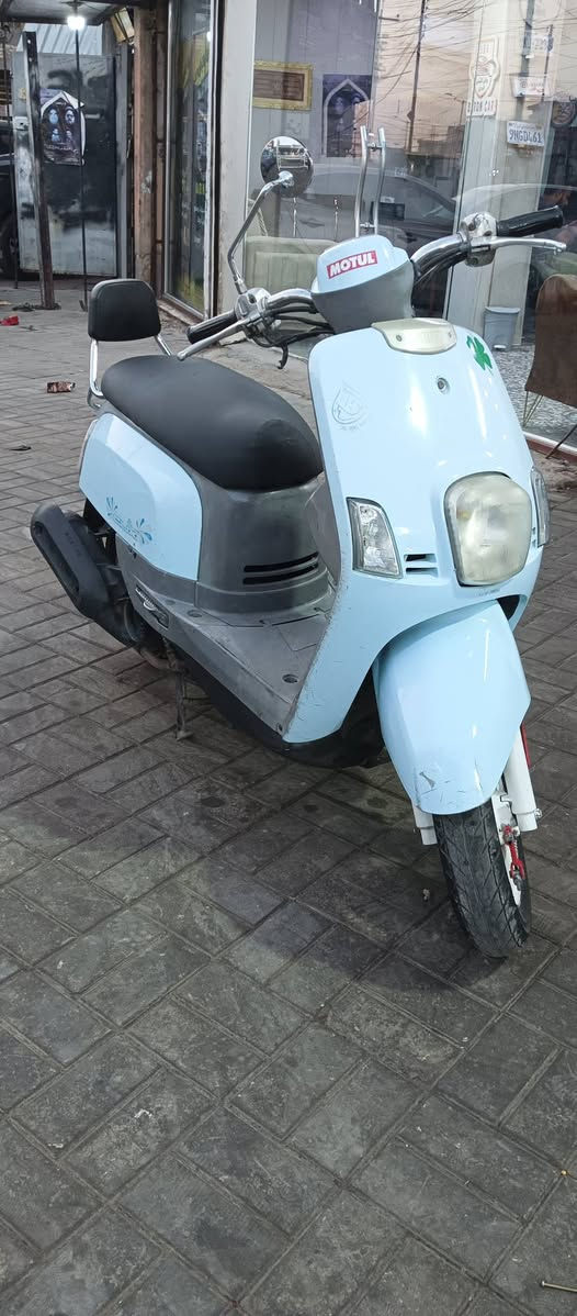 ماكس بوليس نوزل
سمائي داخل رصاصي
كفالة عامة 
مابيها كل نقص كهربائيات شغالة 
الدراجة نشطة 
افول كلة محسن
السعر 850 وبيها مجال حك الجية
عنوان بغداد مدينة الصدر الاورفلي


**إذا كنت صاحب هذا الإعلان وتريد حذفه لأي سبب، رجاءا أرسل رسالة إلى الدعم الفني**