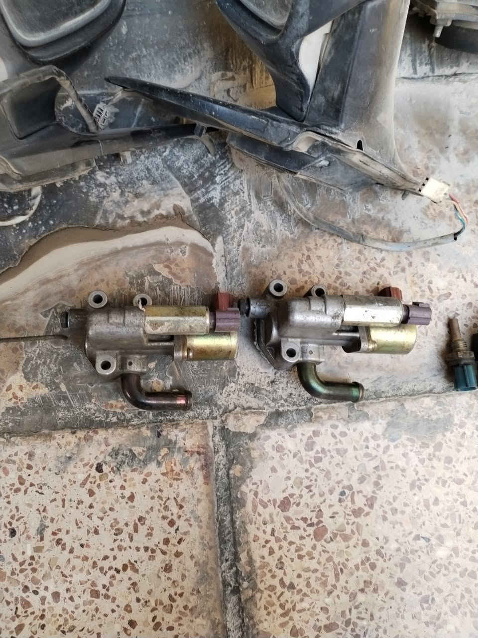 غراض بريميرا ٢٠٠٠ و٢٠٠١ للبيع وباسعار مناسبة مع جامات الابواب مع الجامات المثلثة جميعها بحالة جيدة ولست وكيل ادوات وليس لدي توصيل واليعجبه يتصل ويصير خير ان شاء الله


**إذا كنت صاحب هذا الإعلان وتريد حذفه لأي سبب، رجاءا أرسل رسالة إلى الدعم الفني**