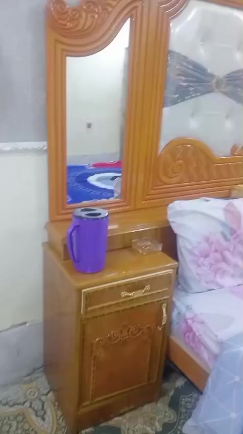 غرفه اخشاب استعمال قليل البنيه مشتريته مليون وستميه واتريدهه مليون واتلاثميه ومحتاجه وتريد اتبيعه حتى ما صار ٣ أشهر من ماخذته


**إذا كنت صاحب هذا الإعلان وتريد حذفه لأي سبب، رجاءا أرسل رسالة إلى الدعم الفني**