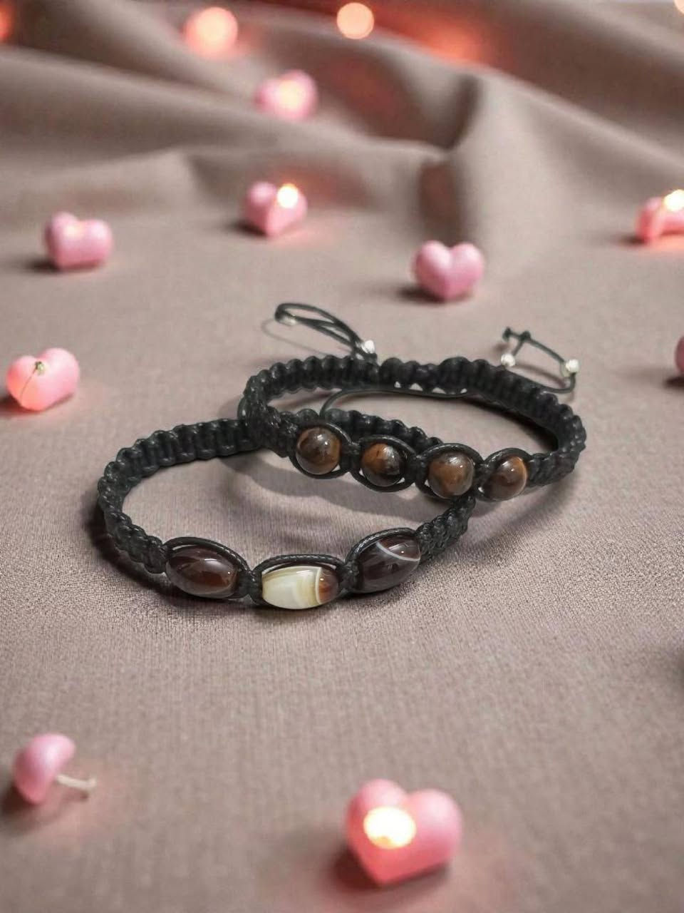 اسوارات احياكه يدويه احجار كريمه جمله مفرد ابيع


**إذا كنت صاحب هذا الإعلان وتريد حذفه لأي سبب، رجاءا أرسل رسالة إلى الدعم الفني**