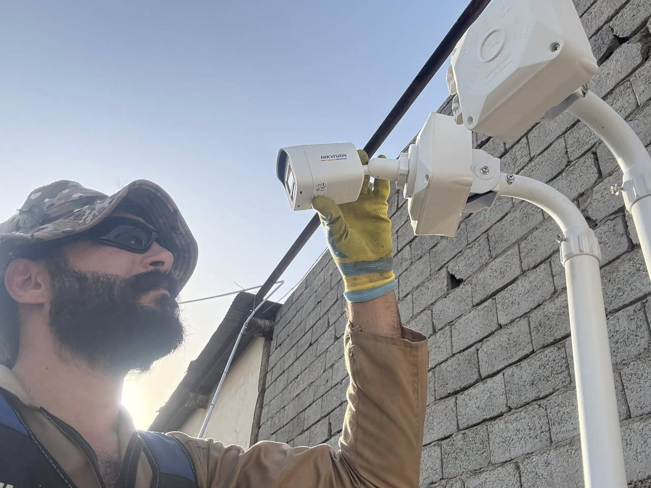 🧿(#رحم_الله_امرأ_عمل_عملا_صالحا_فأتقنه)🧿
الحمدلله تم تأمين محطة وقود⛽️ في بغداد الحسينية (41)#كامرة
من ماركة #هيك_فجن (8m)🌈Full C نظام ip أصلي ضمان(س2) ‏سنتان                     
حصرياً ب أدارة🧑‍💻 #مهندس_طه***********📞🚗👷‍♂️
جديد وحصريآ ليس الوحيدين ولكننا الأفضل
يتوفر لدينا جميع أنواع السستم و التجميع 💯
‏Dahua ☑️
‏Hik vision ☑️
☑️ASWAR
وأسعار مغرية جدآ مع #مهندس_طه🥇👷‍♂️
عرض خاص🎁مع كل سستم ماوس لاسلكي مع كبل hd مع يو بي اس مجاني مع عمل احترافي 💯
نصب وتأسيس وتسليك جميع انواع الكيبلات
استاندات بوكسات وبعمل احترافي 1/1👍
يوجد أيضًا توصيل مجاني داخل بغداد وجميع المحافظات 🚕(#واتس_اب_فيس_بك***********☎️
‼️علماً ليس لدينا رقم اخر‼️
