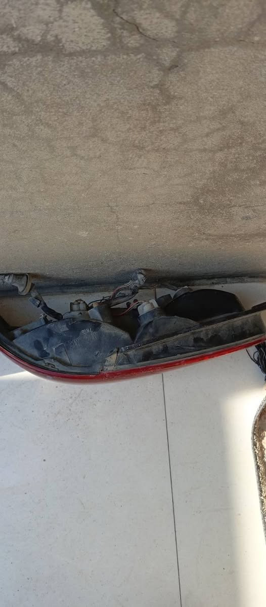 بيع بطانة ومازدات وبك لايت سعر35مال كياة كريدوس موديل 96 عنوان كركوك حي العسكري *********** كركوك, العراق
