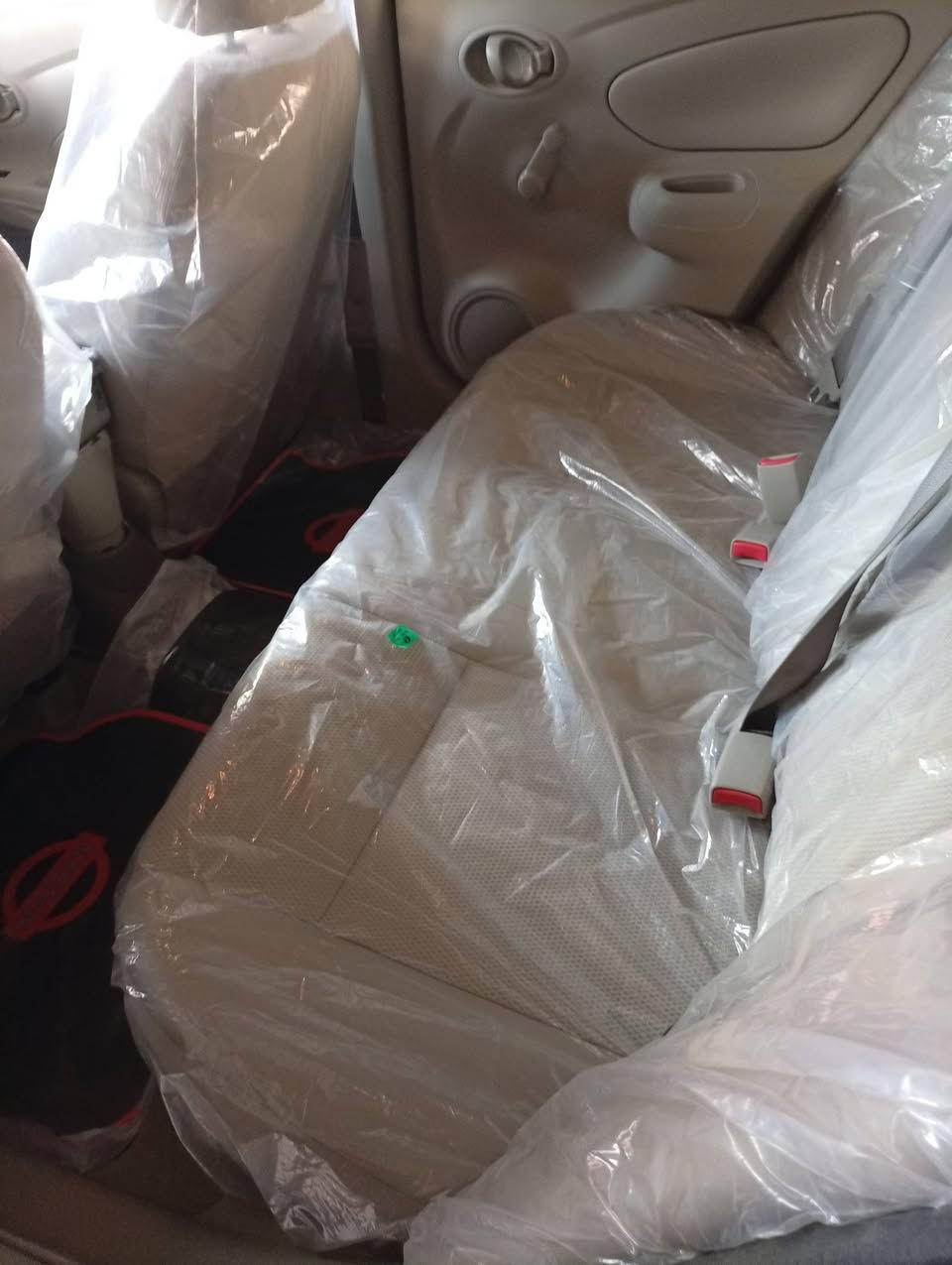 نيسان صني هندي للبيع السعر 126 ناسيه 170 صفر موديل 2025 ***********
