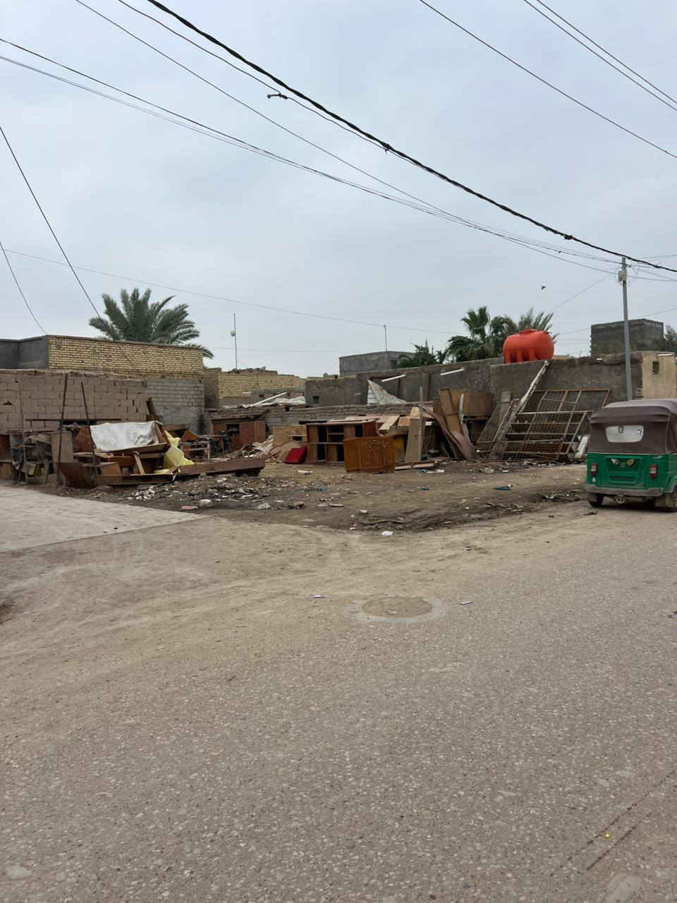 سلام عليكم قطعه أرض للبيع طابو زراعي سند 25 طريق الإمام شارع أبو سجاد ثالث قطعه ركن مساحه 280 للاستفسار للبيع والشراء ع هاذه الرقم ***********
