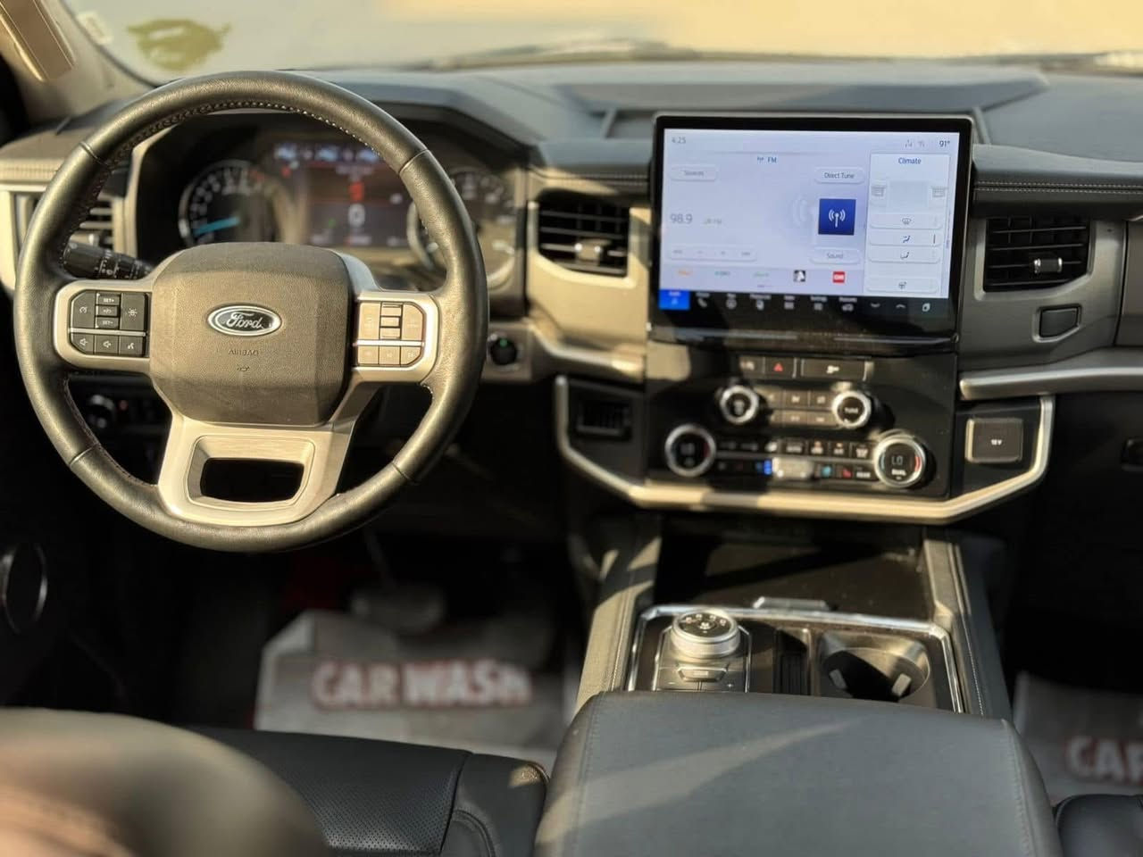 فورد اكسبدشن 2024 XLT
🟢 Ford Expedition 2024 Xlt MAX

حجم المحرك V6 سلندر (3.5L) توربو
عداد المسافة 300 ميل / زيرو 
عدد المقاعد 7 راكب

🔴 المواصفات :
بصمة تشغيل
بصمة ابواب
تشغيل عن بعد
صندوق شفط كهربائي
رادار امامي (تحديد مسار)
رادار جانبي (نقاط عمياء)
رادار خلفي (التحذير من الاصطدام) 
تحكم وضعيات القيادة Drive modes 
شاحن موبايل Wireless 
كشنات جلد
كشنات الامامية تدفئة+ تبريد
كشنات خلفية تدفئة 
كشنات خلفي منفصل 
سستم سماعات Bang&Olefsen
تحكمات 
اوتو بارك Auto Park 
اوتو ستارت Auto Start
اوتو ستوب Auto Stop
اوتو هولد Auto Hold
منافذ AUX+USB
مانع انزلاق+ABS
وبقية المواصفات المعروفة
———————-
للاستفسار اتصل
***********
