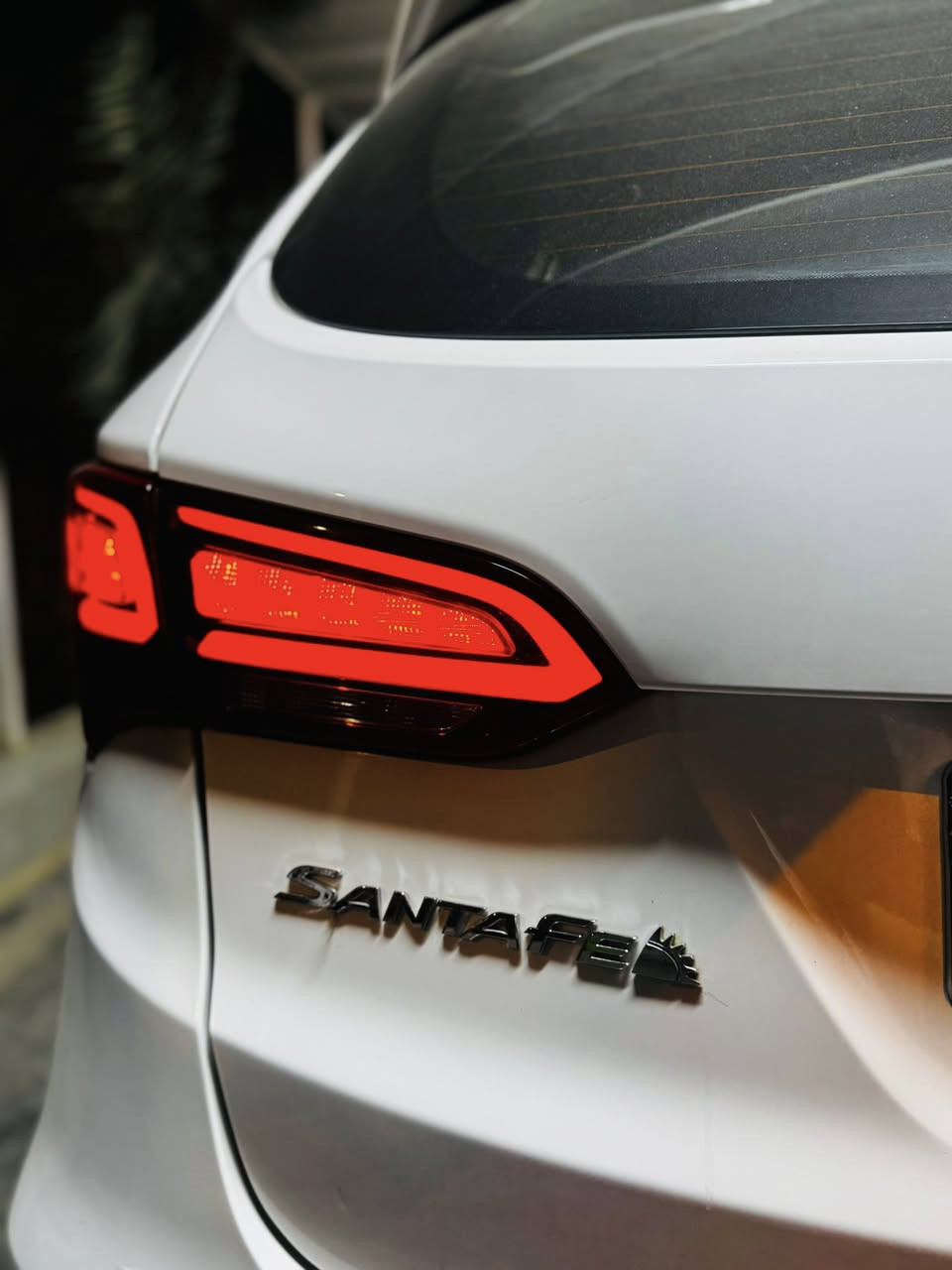 السلام عليكم من رخصه الادمن
سنتافي 2017 خليجي رقم بابل
بيها ربع الجاملغ موضح ب سونار
السياره جديده ماشيه 86 مواصفات معروفه
6 سلندر 
 7راكب 
3 قطع تبريد
مري شفط
ترحيب 
تشغيل عن بعد
بصمه 
كامره 
حساس امامي خلفي 
مكاني كربلاء 
السعر 190 وبيها مجال
للاستفسار *********** 
للبيع او مراوس
