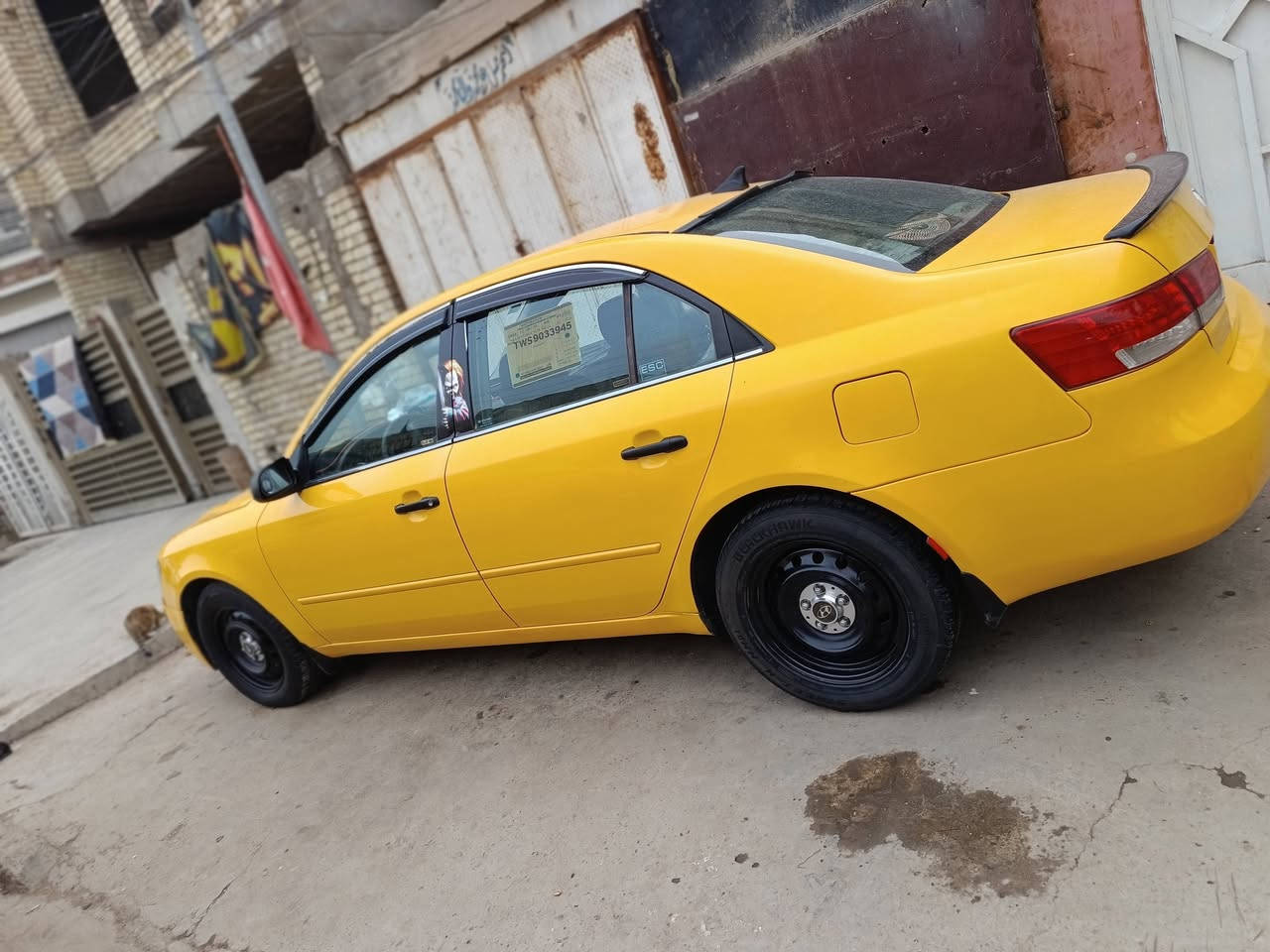 سلام عليكم سونتا موديل 7 رقم بغداد دولي هزة جديدة تحويل مباشر بسمي شخصين محرك كير  الفين وربعمية صدر خلفي امامي جديد تخم تاير هوة ول اويالة جديد تبريد ثلج دوشمة جديدة كشنات وكاعية وكلهة منضومت غاز بيهة وشغالة وبل ضمان موجود بجم كبس لوك صبغة جديدة السعر 79 وبيه مجال للطيبين كلش بصيط رقم الهاتف ***********
*********** العنوان بغداد الكاظمية او شعلة وبل عافيه على ياخذة
