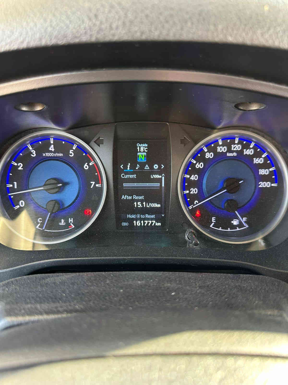 بيك آب تويوتا هايلوكس
فور ويل
علامة ذهبية 
2016 مكفولة كفالة عامة 
بأسمي رقم سليمانية
السعر     $260
للإستفسار   ***********
