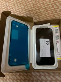 شاشة 13 برو اصليه  40 الف ويه التوصيل  07703633334