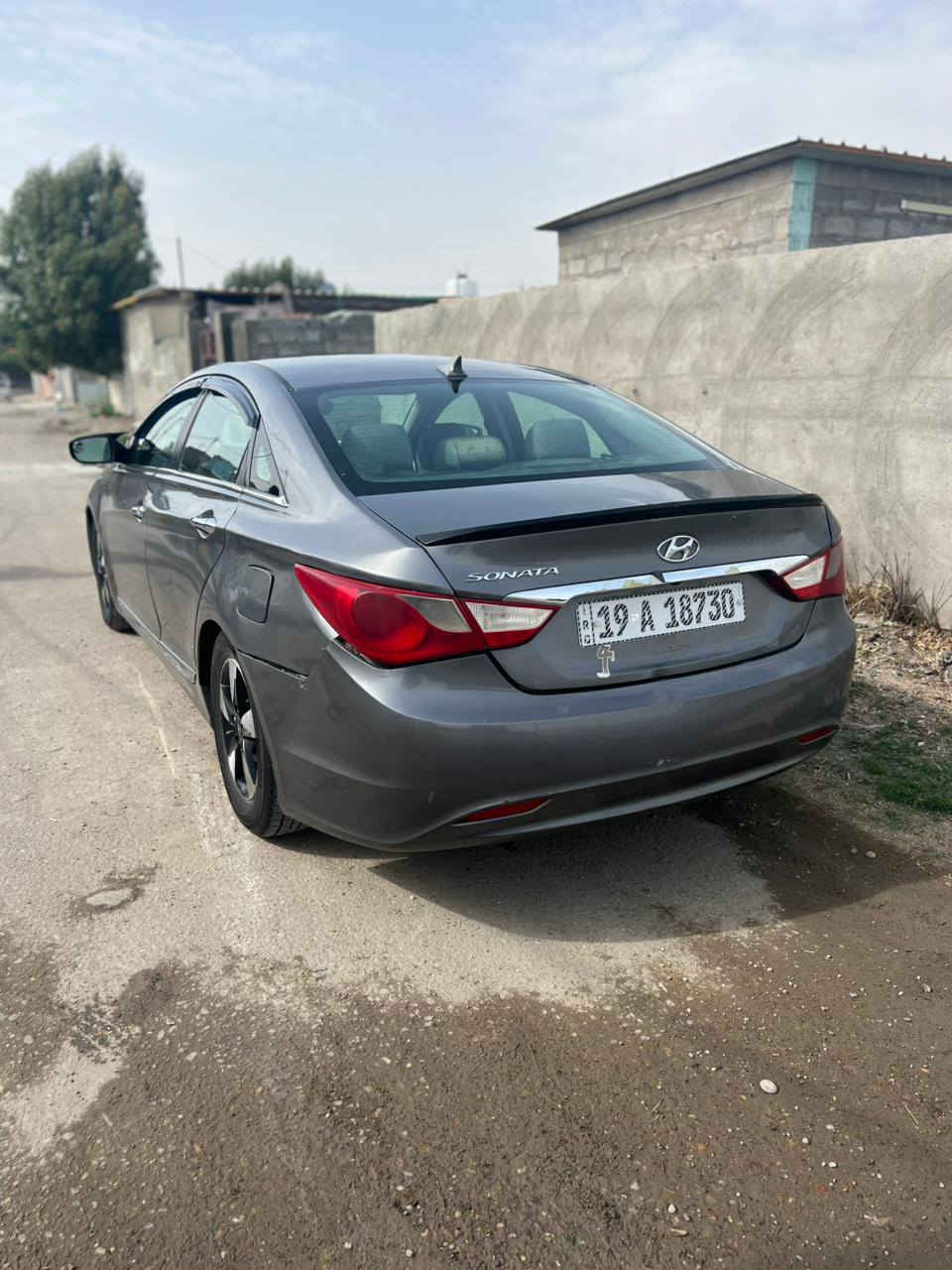 سلام عليكم سوناتا موديل 11ورد امريكي سياره جاهزه من تبريد من كلش مستعجل عليه بيتعها سعر 70وبيها مجال كلش قليل عنواني بغداد ***********
